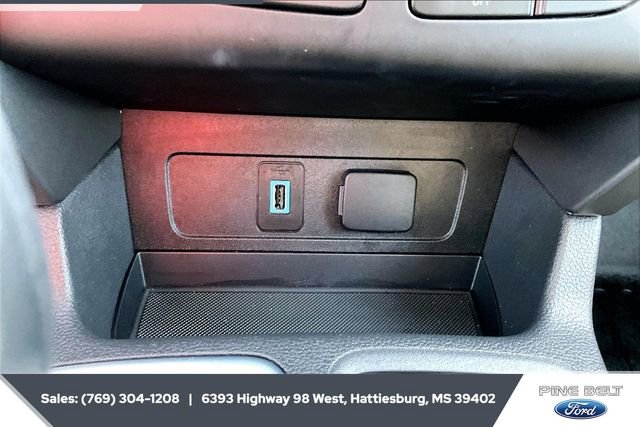 Used 2019 Ford Escape SEL image 22