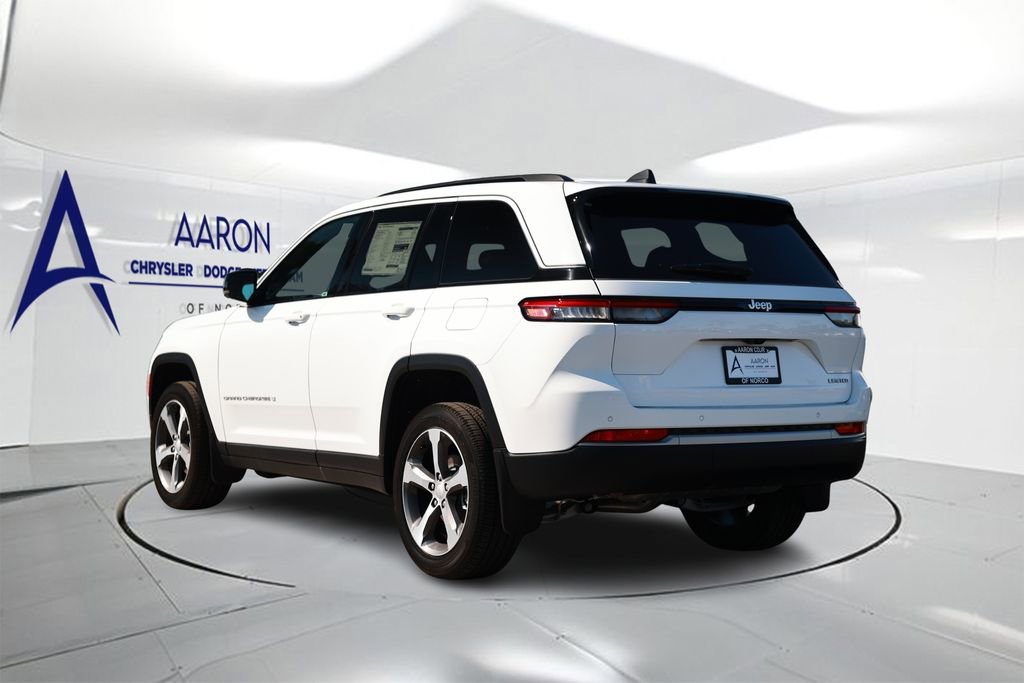 New 2026 Jeep Grand Cherokee Limited w/ MOPAR Finishing Package image 2