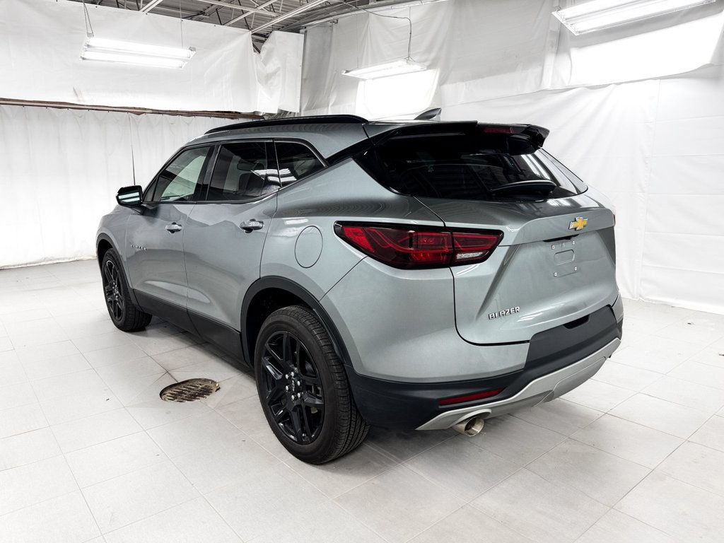 Used 2023 Chevrolet Blazer LT w/ Convenience Package FWD image 4