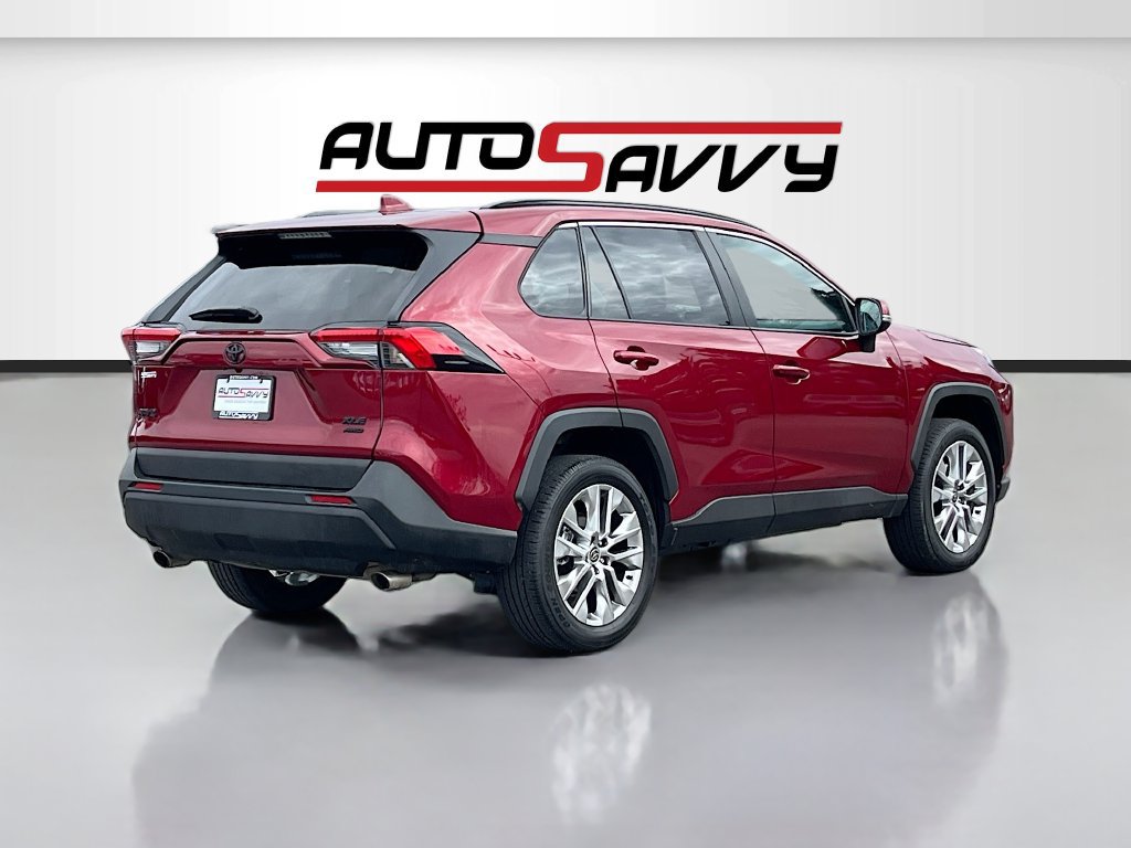 Used 2025 Toyota RAV4 XLE Premium w/ Weather Package AWD/4WD image 7