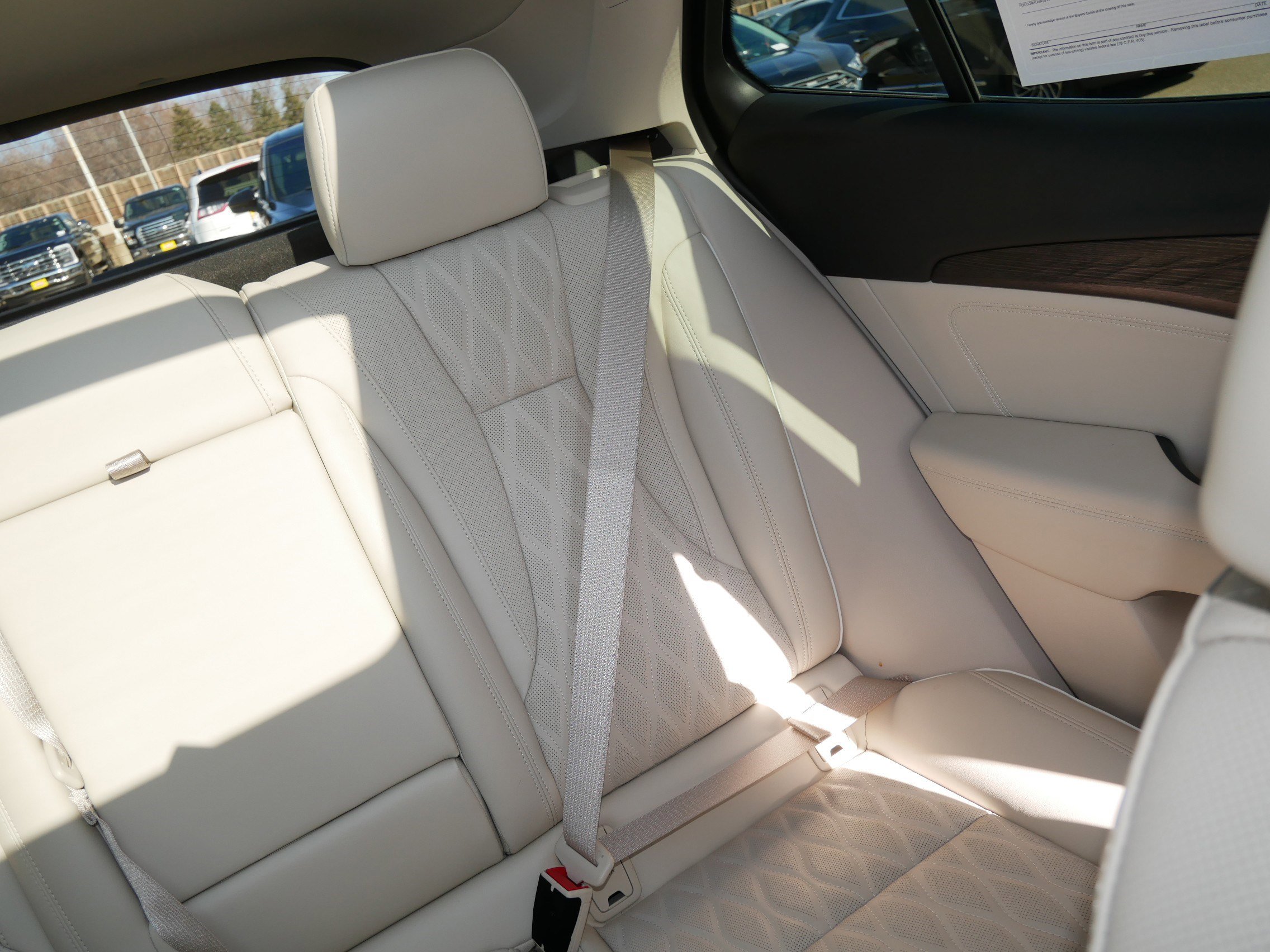 Used 2022 Buick Envision Avenir w/ Technology Package II image 13