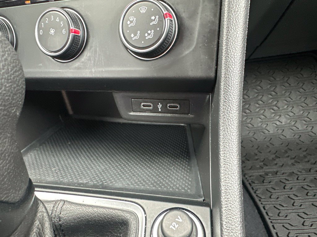 Used 2022 Volkswagen Jetta Sport FWD image 5