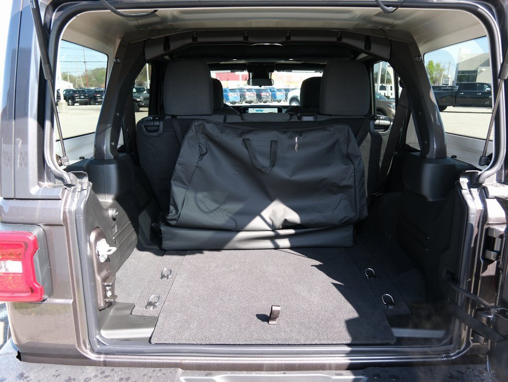 New 2025 Jeep Wrangler Sahara image 10