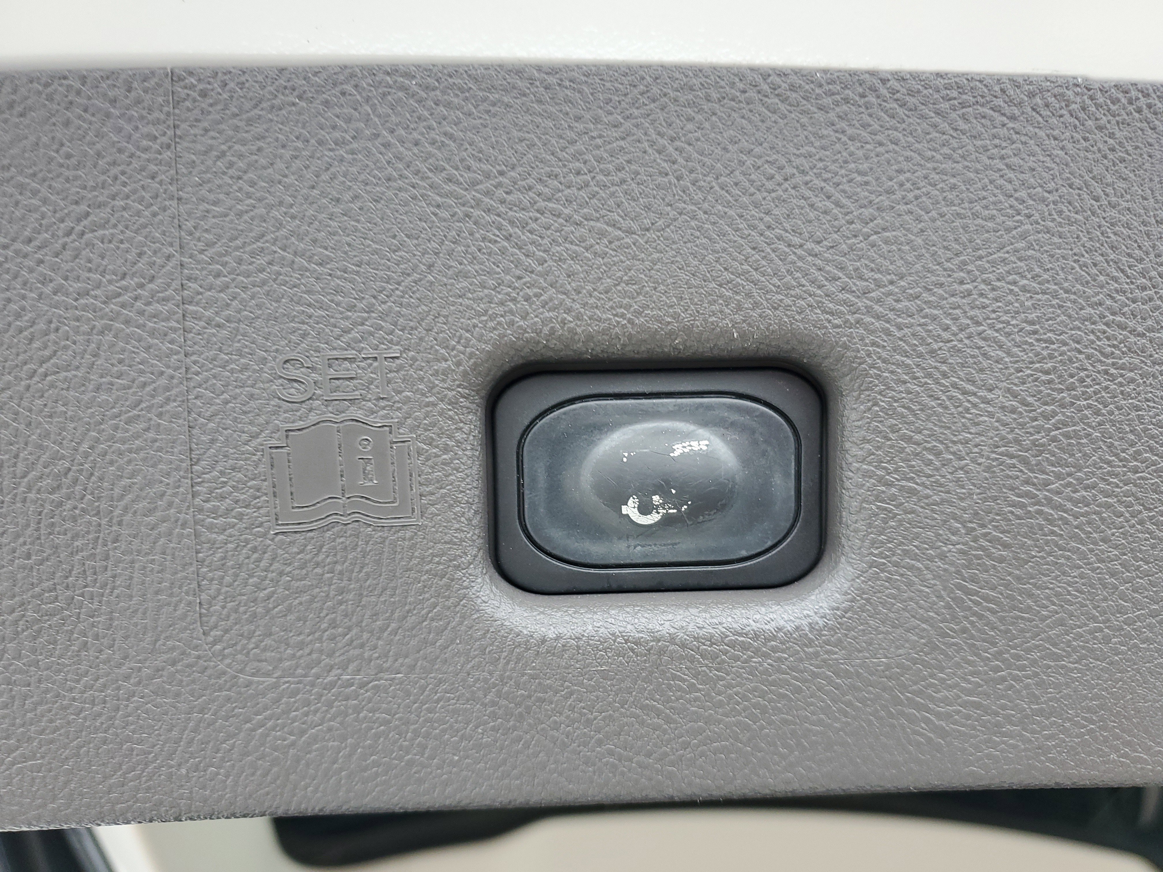 Certified 2022 Lincoln Nautilus FWD image 6