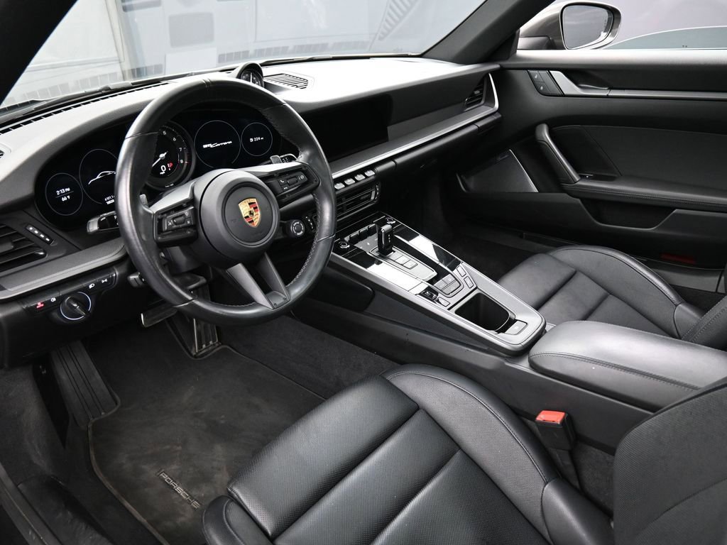 Certified 2023 Porsche 911 Carrera image 4
