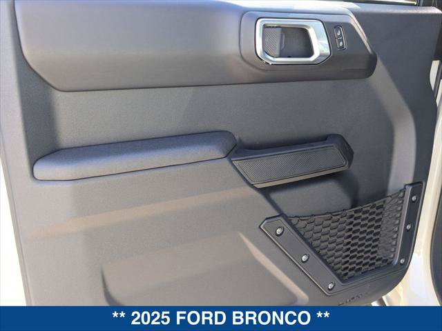 New 2025 Ford Bronco Badlands AWD/4WD image 10