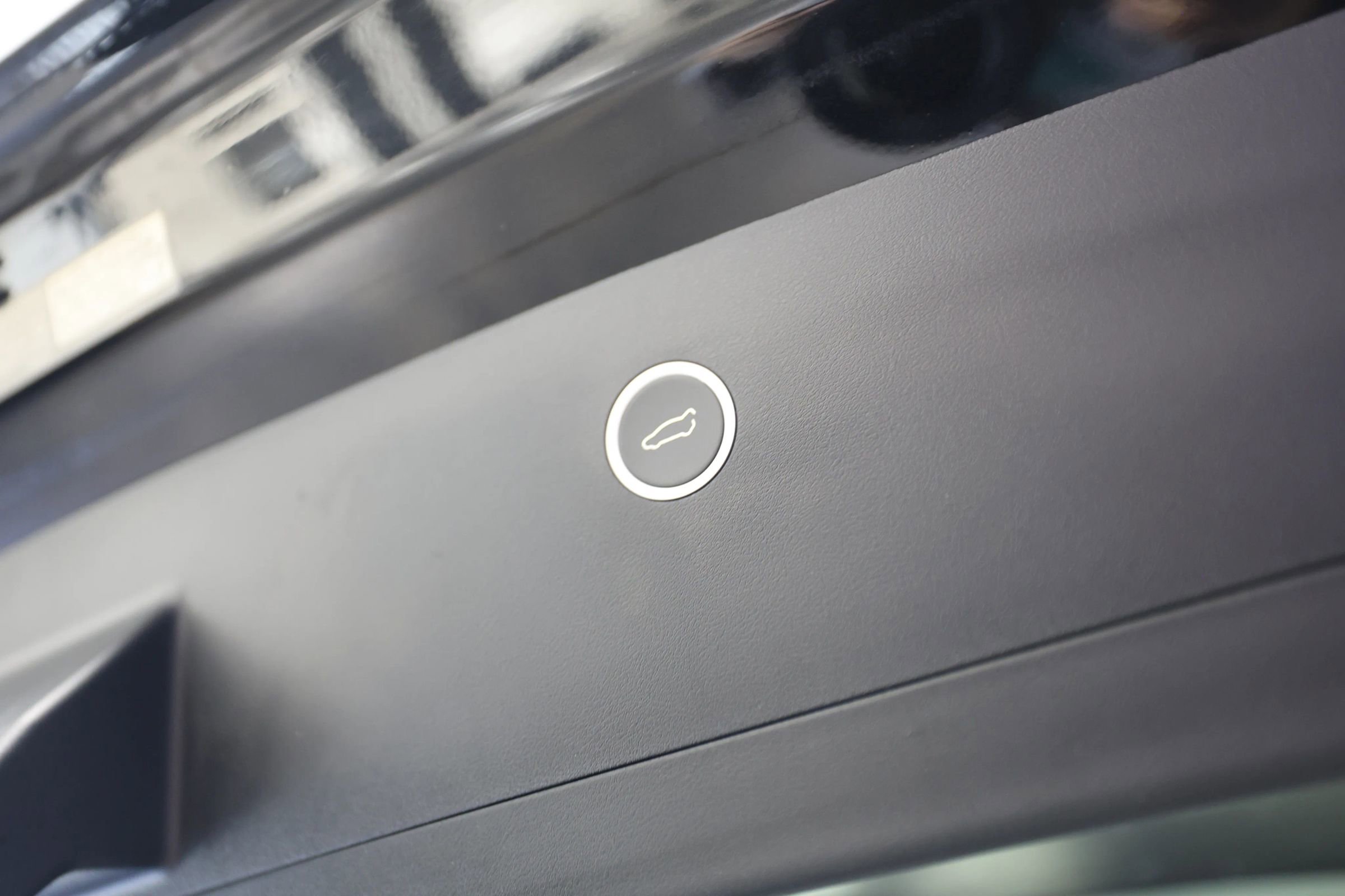 Used 2018 Tesla Model X P100D image 51