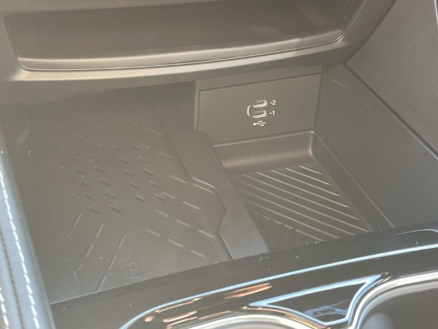 New 2027 Chrysler Pacifica Limited FWD image 30