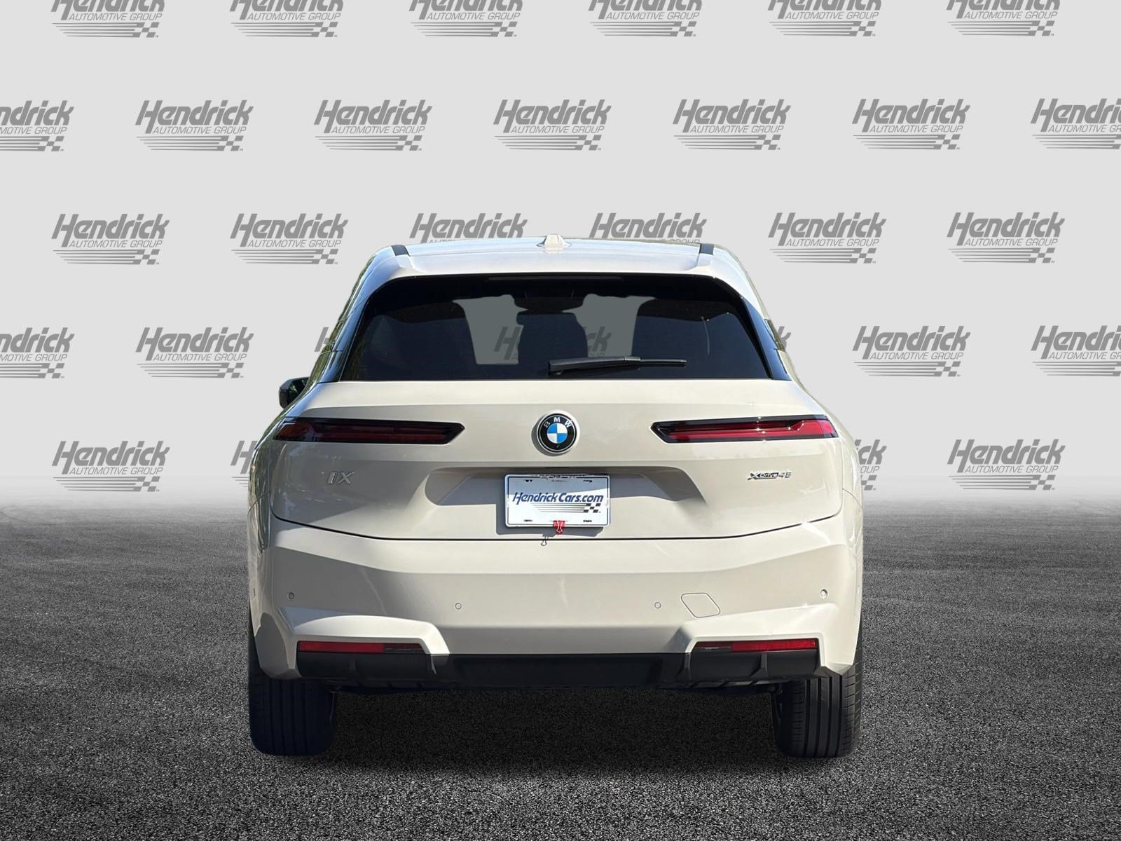 Used 2026 BMW iX xDrive45 AWD/4WD image 6