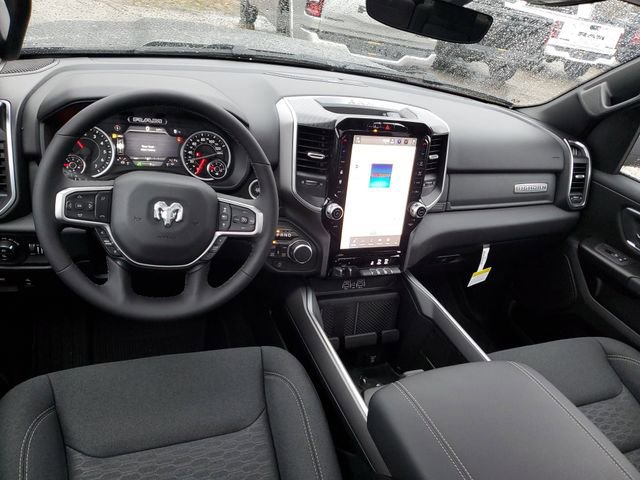 New 2026 RAM 1500 4x4 Crew Cab image 6