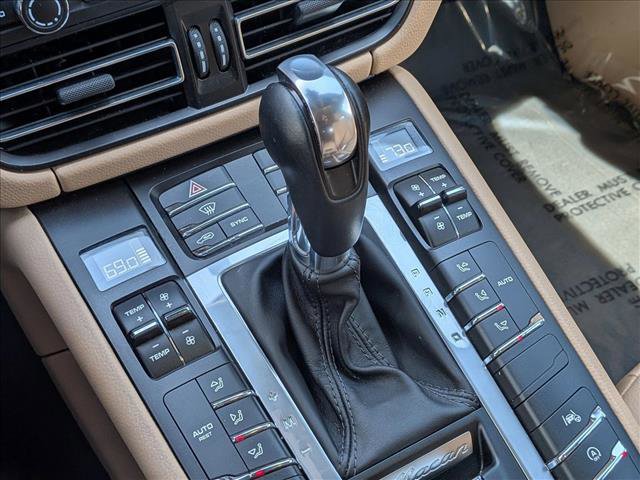 Used 2019 Porsche Macan AWD/4WD image 12
