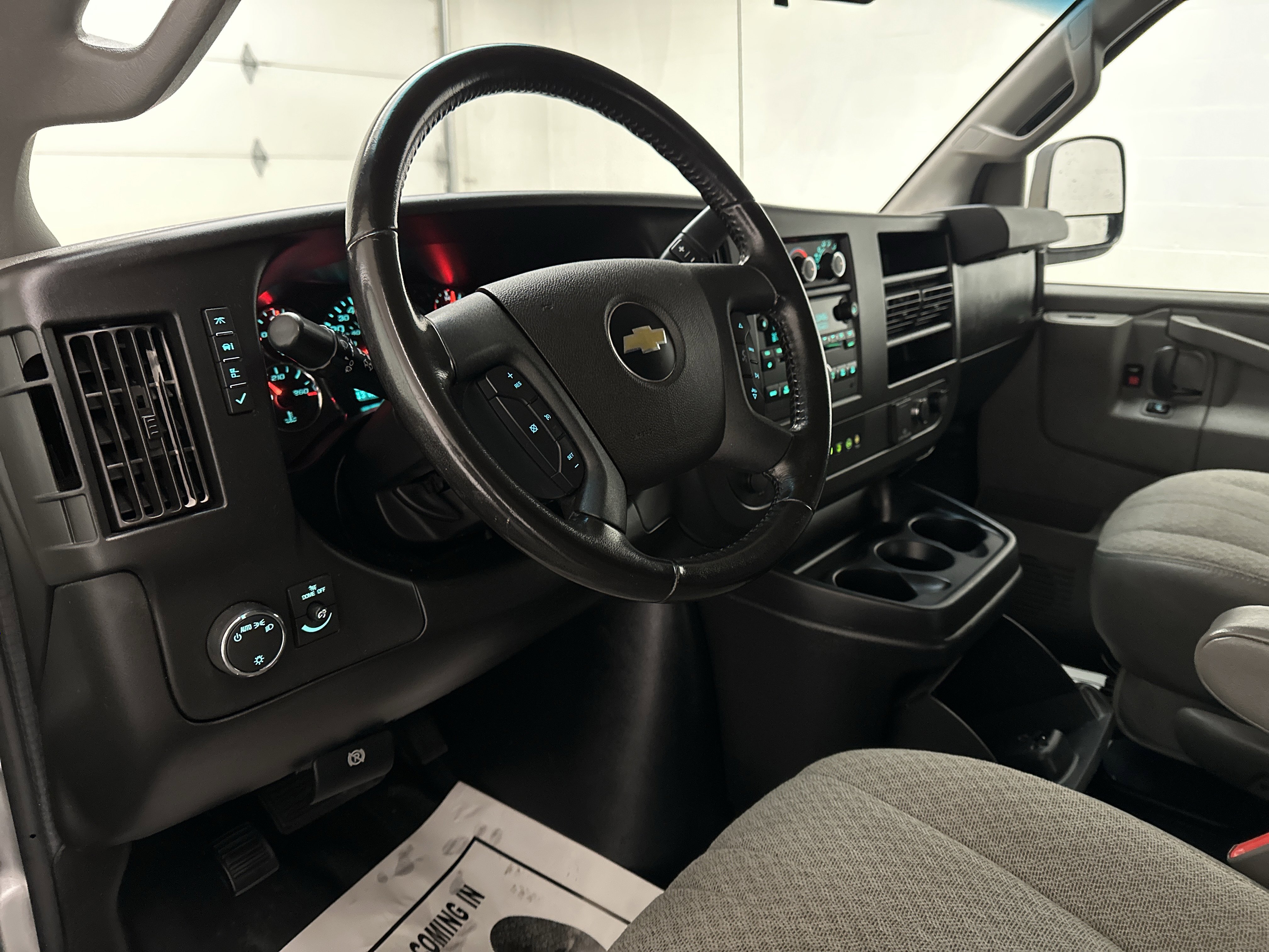 Used 2020 Chevrolet Express 2500 w/ Driver Convenience Package image 14