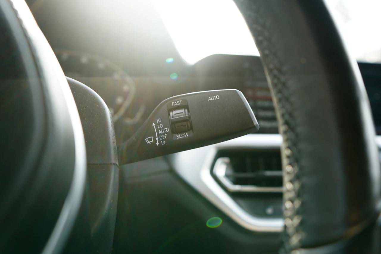 Used 2020 BMW M340i xDrive w/ Premium Package image 36