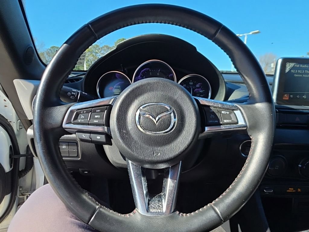 Used 2017 MAZDA MX-5 Miata RF Club image 9