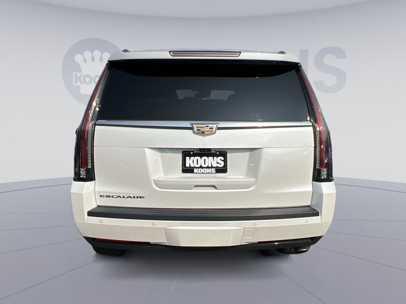 Used 2017 Cadillac Escalade Luxury image 5