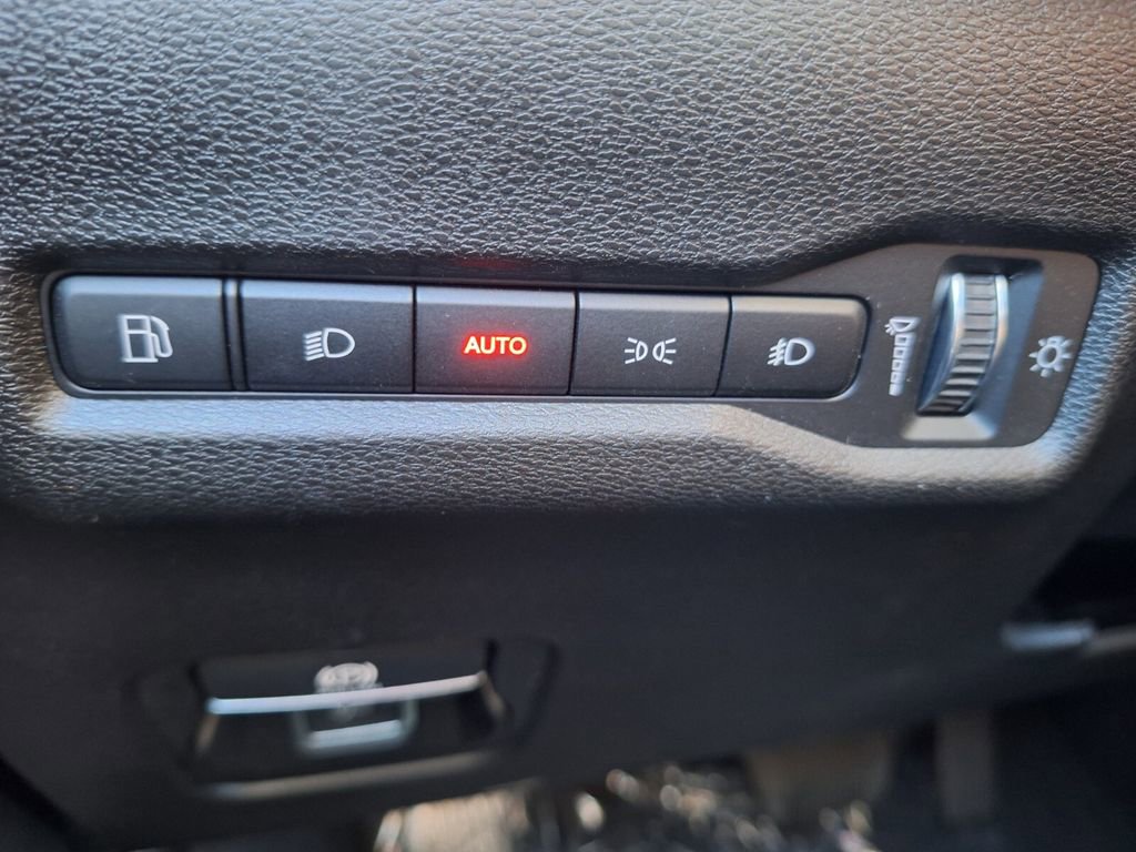 New 2026 Jeep Cherokee Limited AWD/4WD image 12
