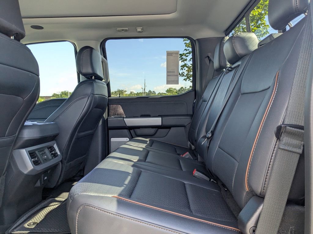 New 2025 Ford F250 Lariat w/ Lariat Ultimate Package image 16