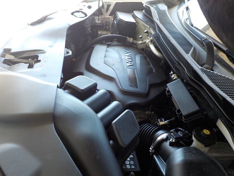 Used 2016 Honda Pilot Elite image 46