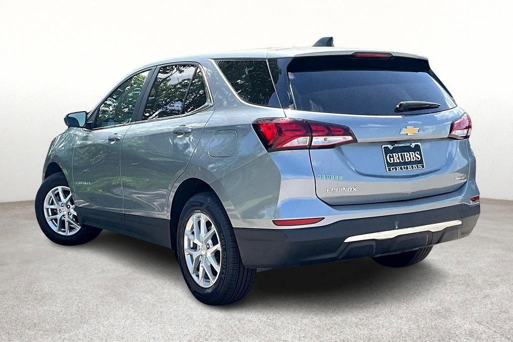 Used 2023 Chevrolet Equinox LT w/ Driver Convenience Package AWD/4WD image 17