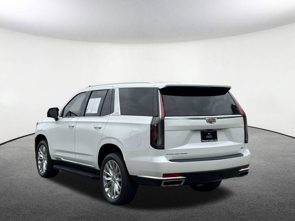 Certified 2024 Cadillac Escalade Premium Luxury AWD/4WD image 19