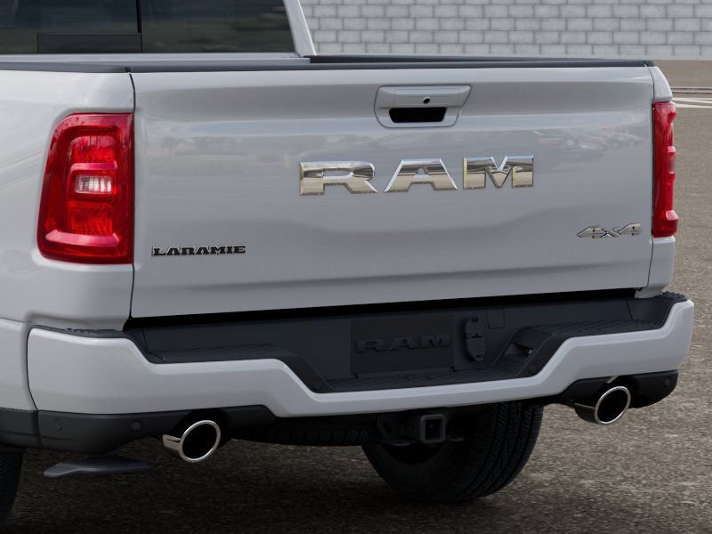 New 2026 RAM 1500 Laramie AWD/4WD image 13