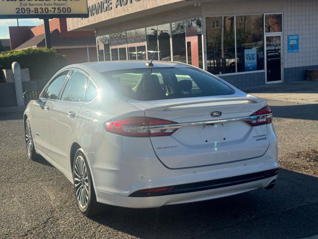 Used 2018 Ford Fusion Titanium image 4