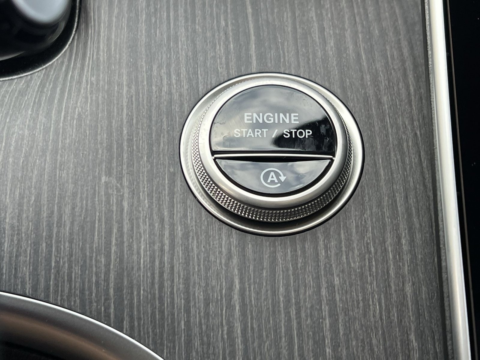 New 2027 Mercedes-Benz C 300 4MATIC Sedan image 38
