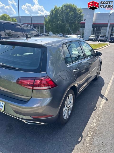 Used 2021 Volkswagen Golf 4-Door FWD image 5