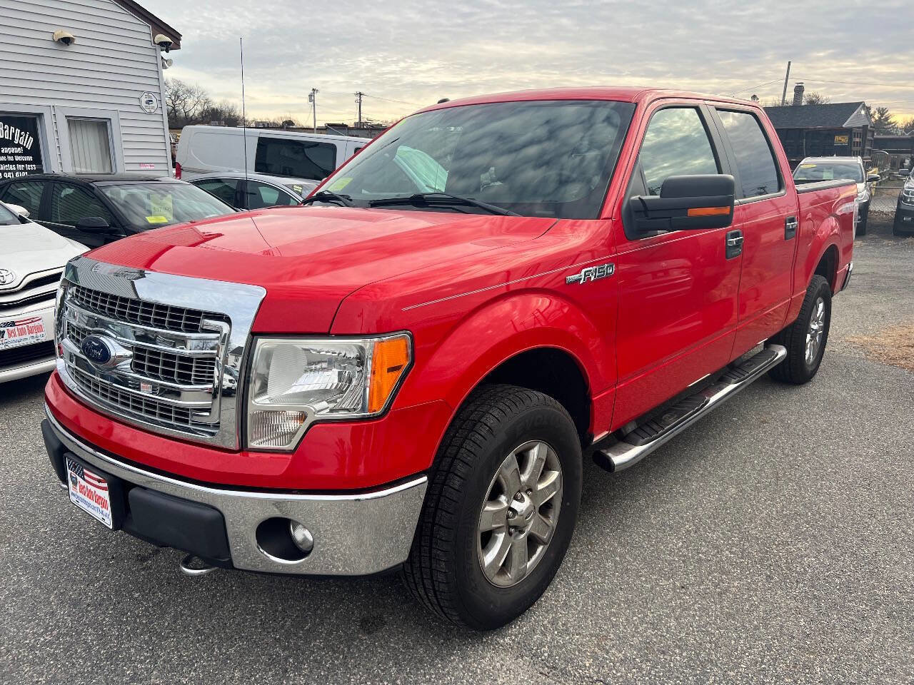 Used 2013 Ford F150 XLT w/ Luxury Equipment Group image 4