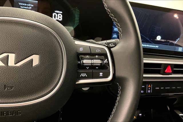 Used 2025 Kia Sorento S image 24