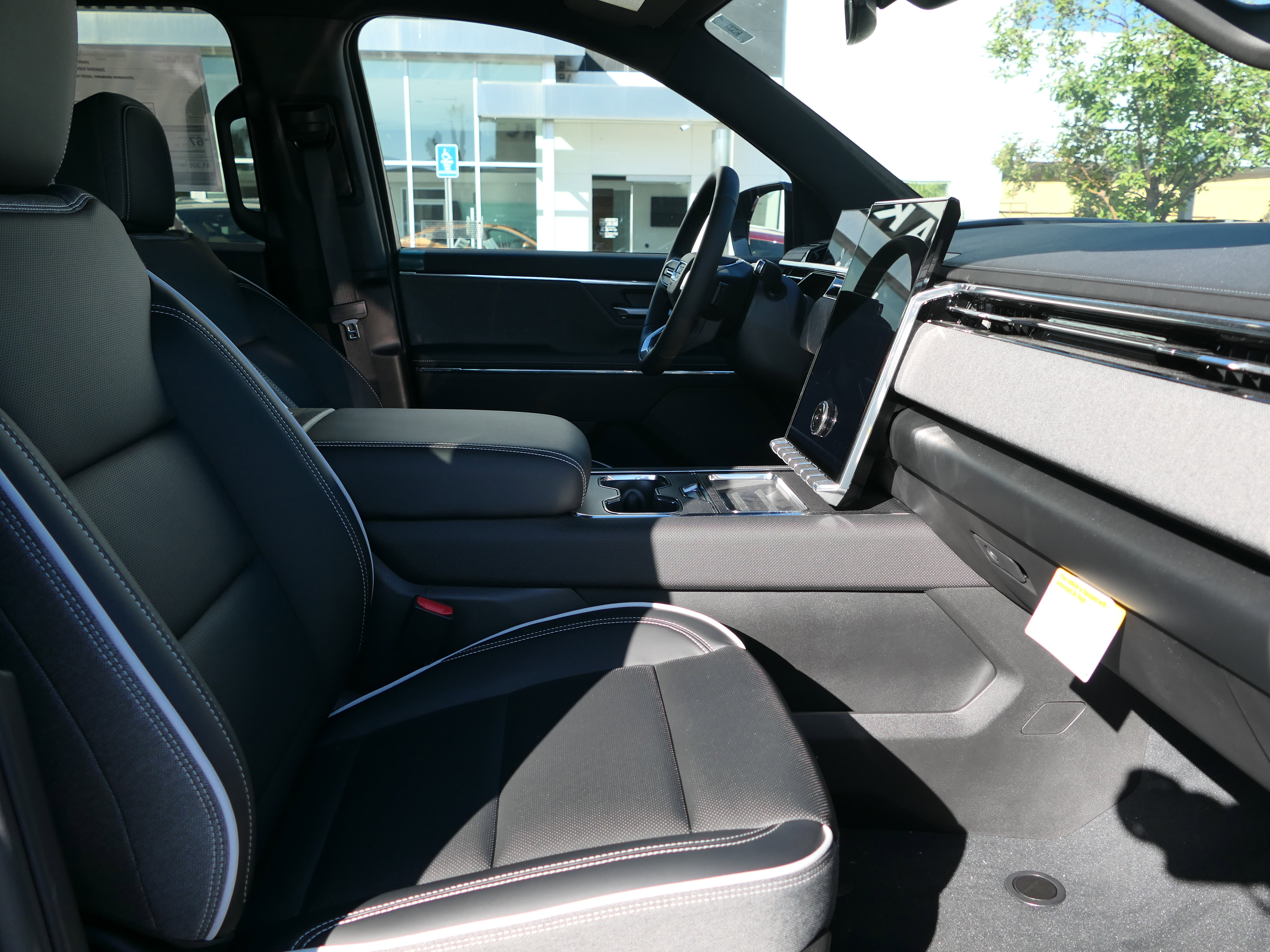 New 2026 GMC Sierra EV Elevation image 24