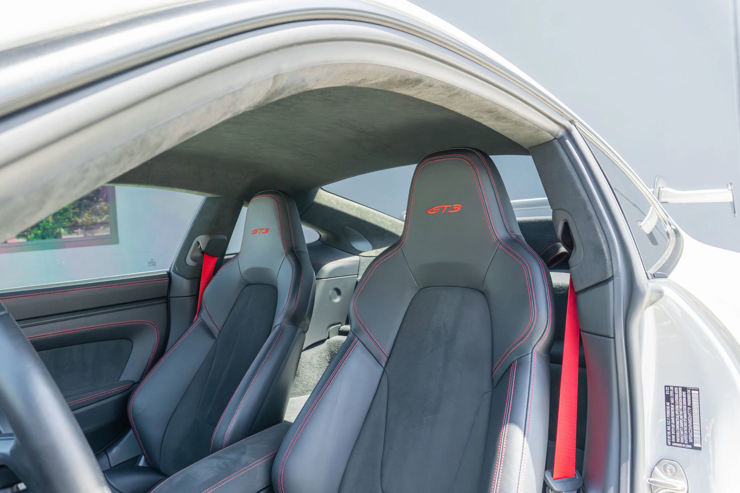 Used 2022 Porsche 911 GT3 RWD image 46