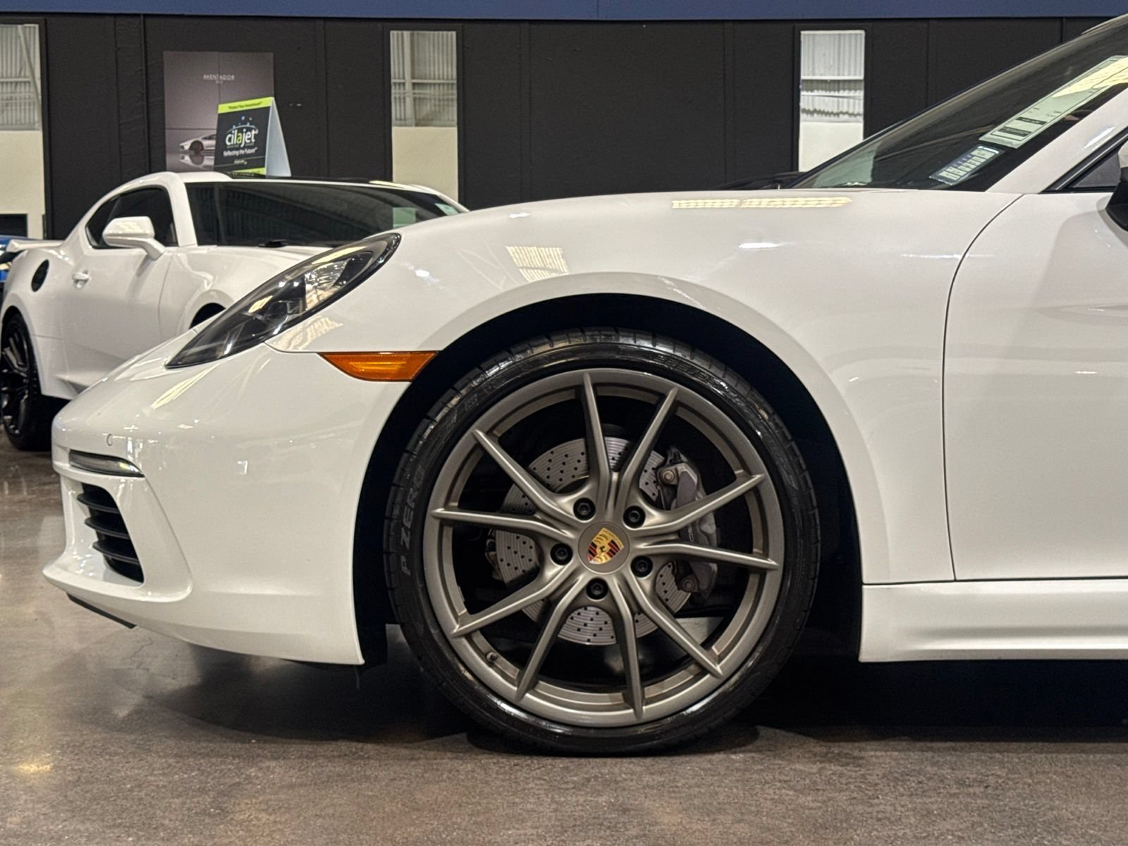 Used 2019 Porsche 718 Cayman RWD image 10