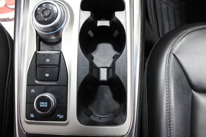 Used 2023 Ford Explorer XLT w/ Equipment Group 202A AWD/4WD image 36