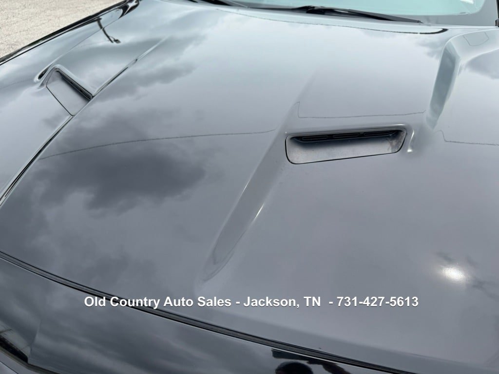 Used 2018 Dodge Challenger SXT Plus RWD image 16