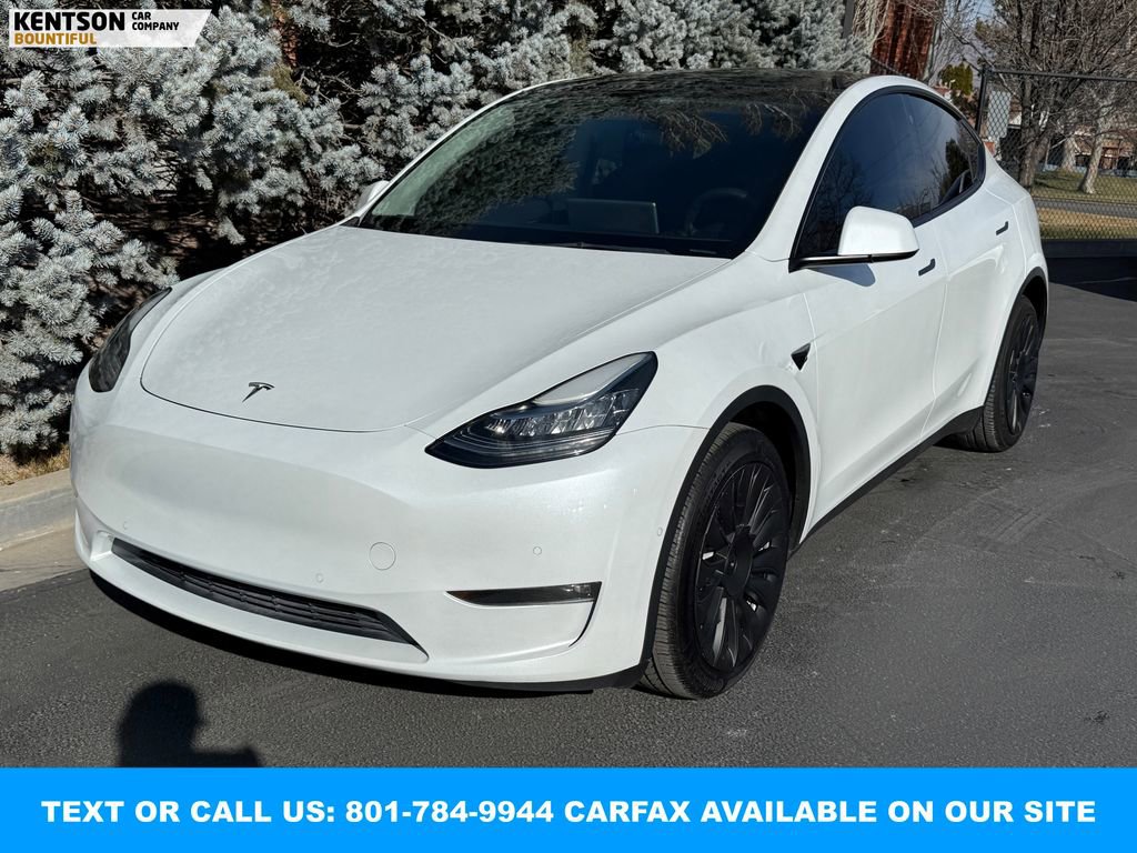 Used 2022 Tesla Model Y Long Range image 1