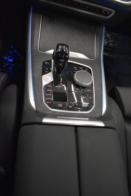 Used 2022 BMW X5 xDrive45e image 32