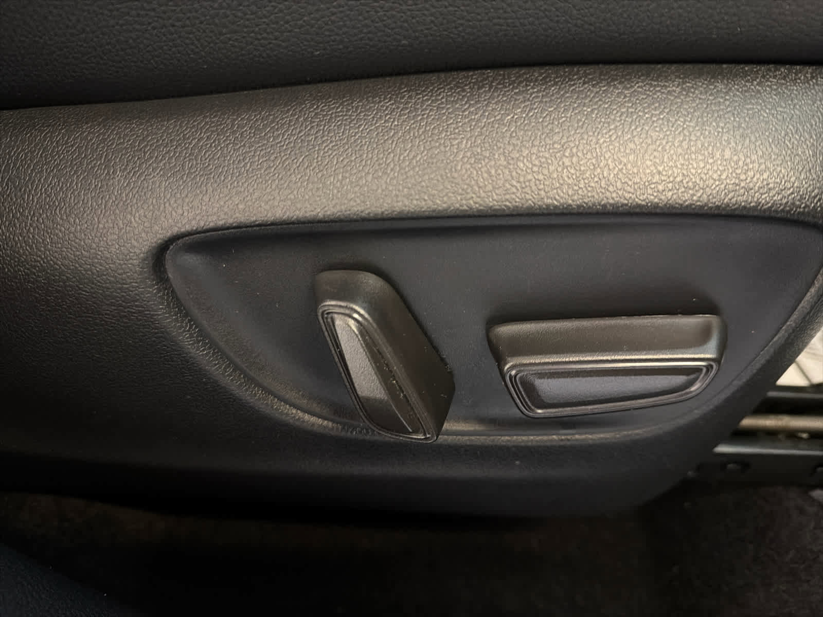 Used 2025 Toyota Grand Highlander FWD image 27