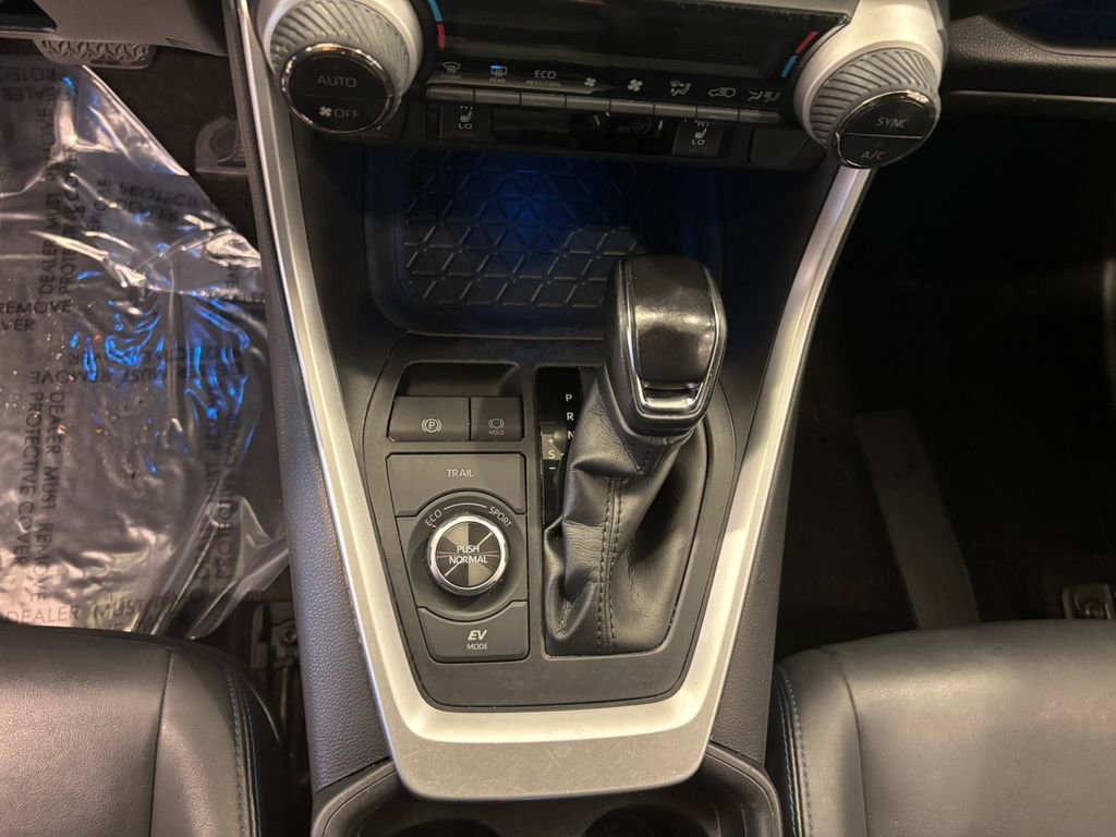 Used 2021 Toyota RAV4 XSE image 20