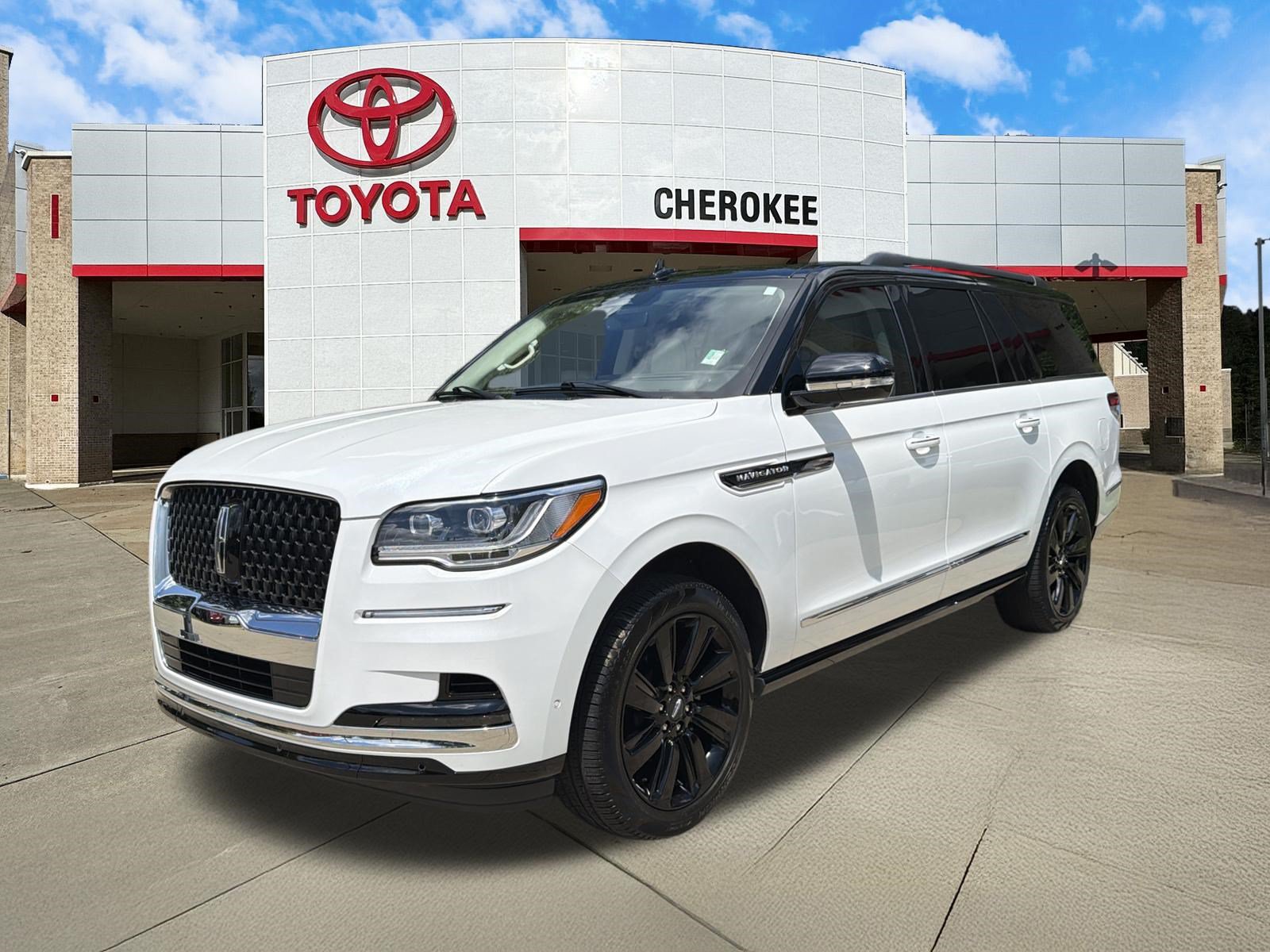 Used 2023 Lincoln Navigator L Black Label AWD/4WD image 1