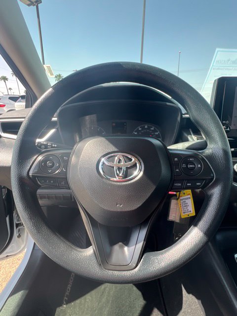 Used 2025 Toyota Corolla LE FWD image 10