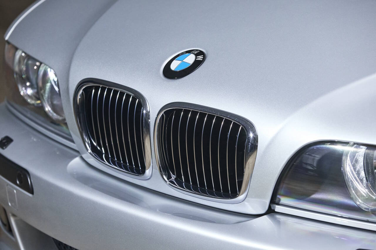 Used 2003 BMW M5 RWD image 39
