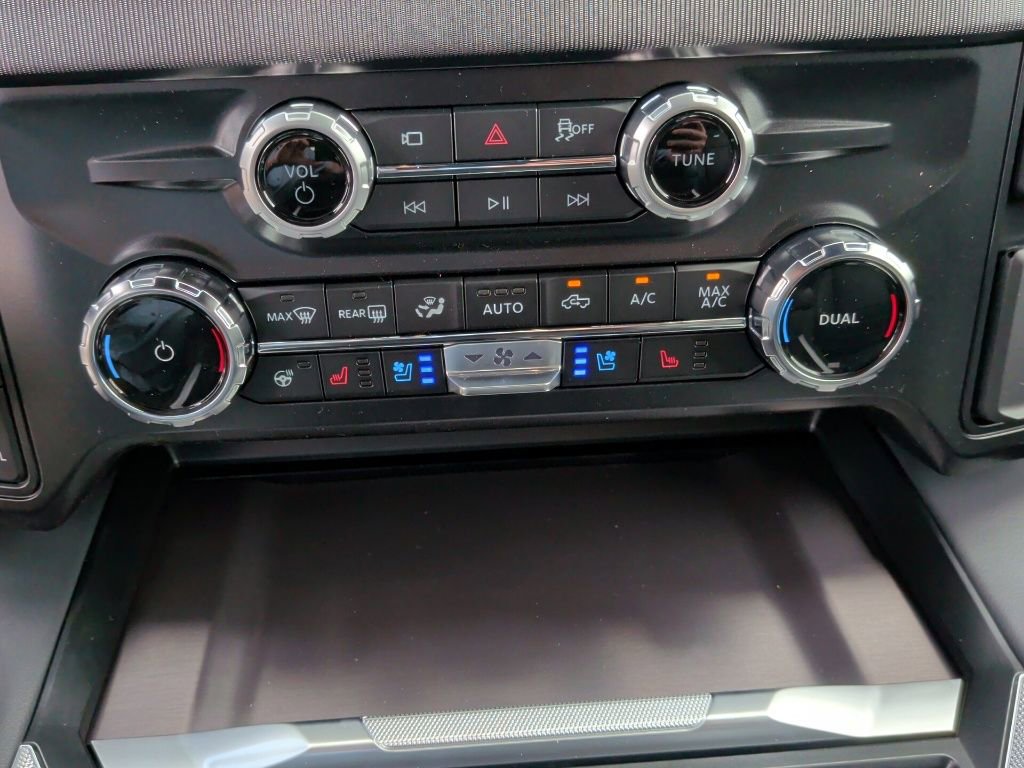 New 2026 Ford F250 Platinum image 31
