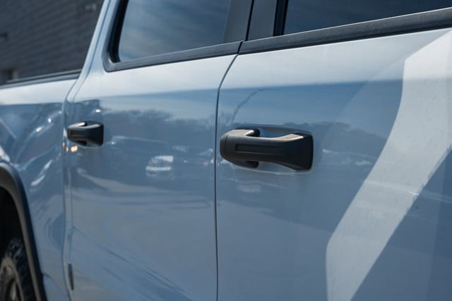 Used 2022 RAM 1500 Rebel AWD/4WD image 23