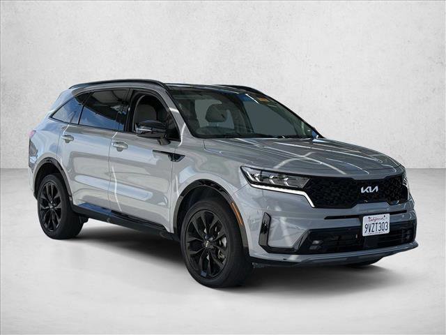 Used 2022 Kia Sorento SX image 3