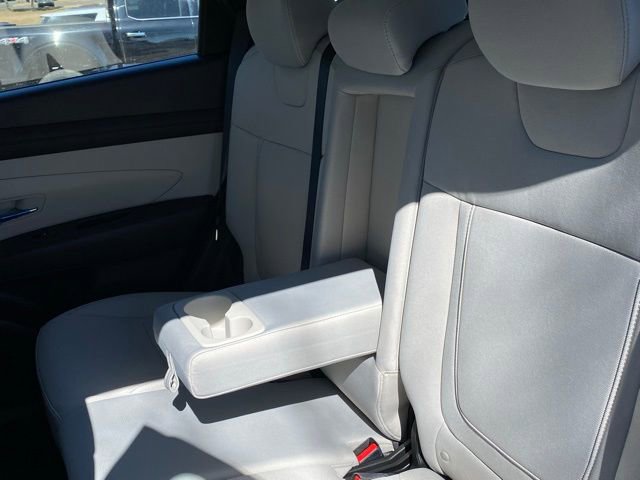 Used 2025 Hyundai Tucson SE image 26