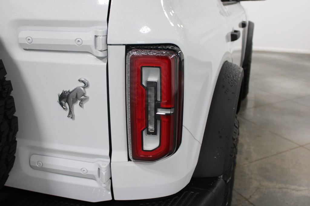 Used 2024 Ford Bronco Badlands image 13