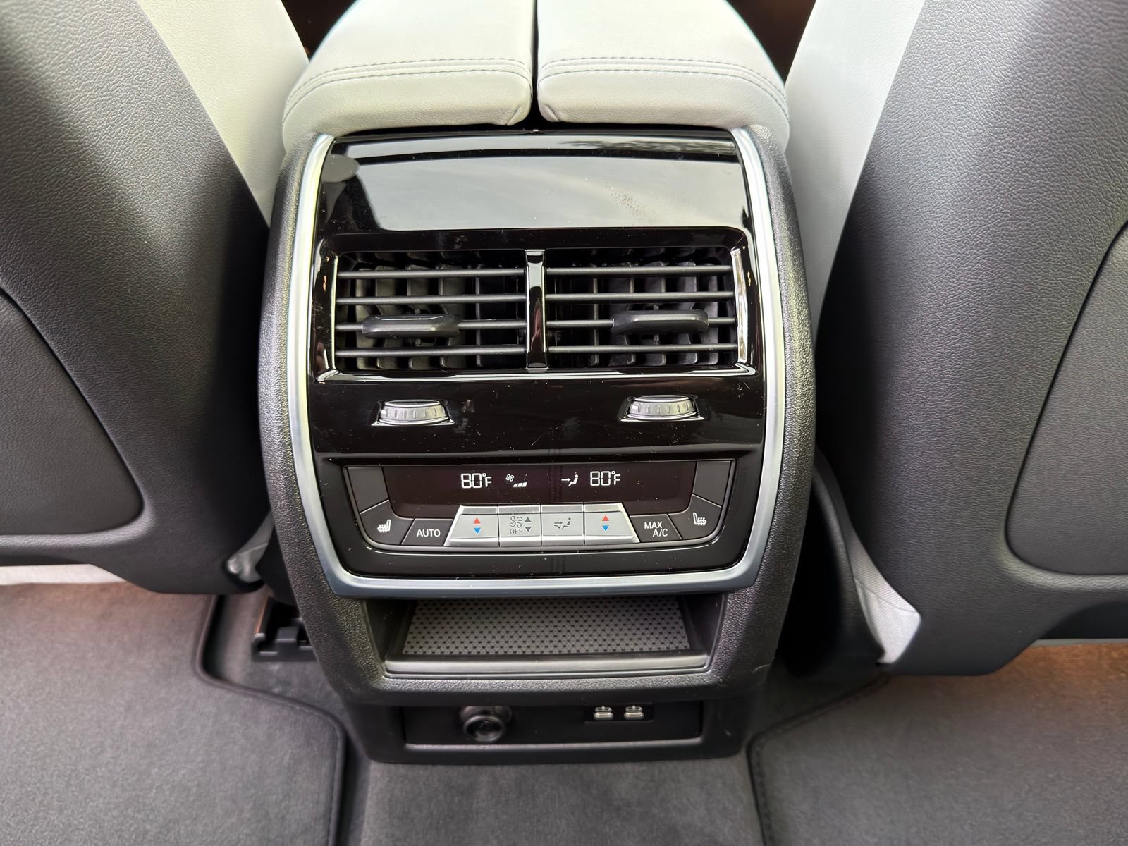 New 2026 BMW X5 xDrive40i w/ Executive Package AWD/4WD image 16