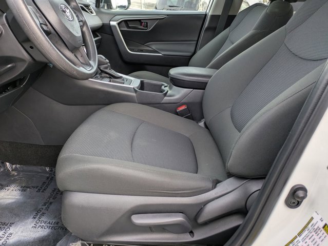 Used 2025 Toyota RAV4 LE image 17