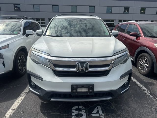 Used 2019 Honda Pilot Touring image 3